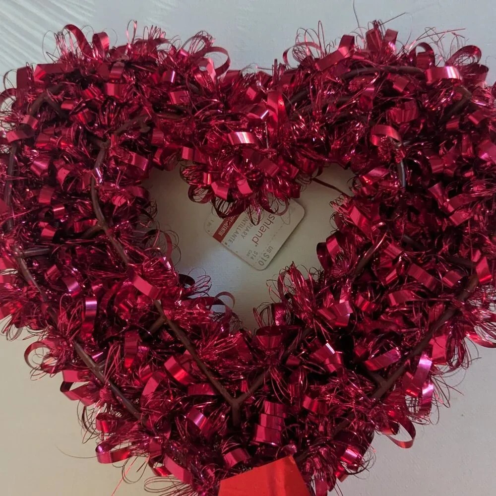 NWT Red Curly Tinsel Heart Decoration Valentine's Day Gift Party Decor Ashland